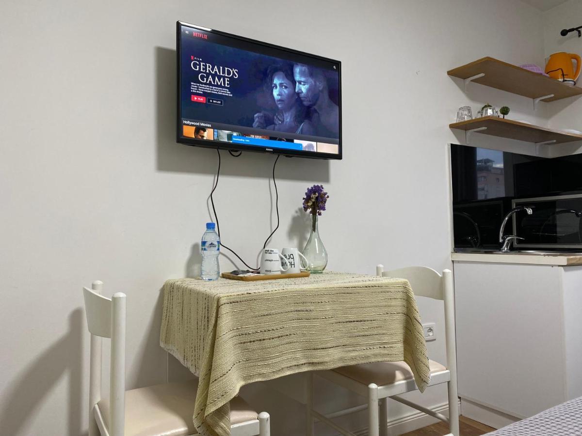 Central Studio Apartments Tirana Kültér fotó