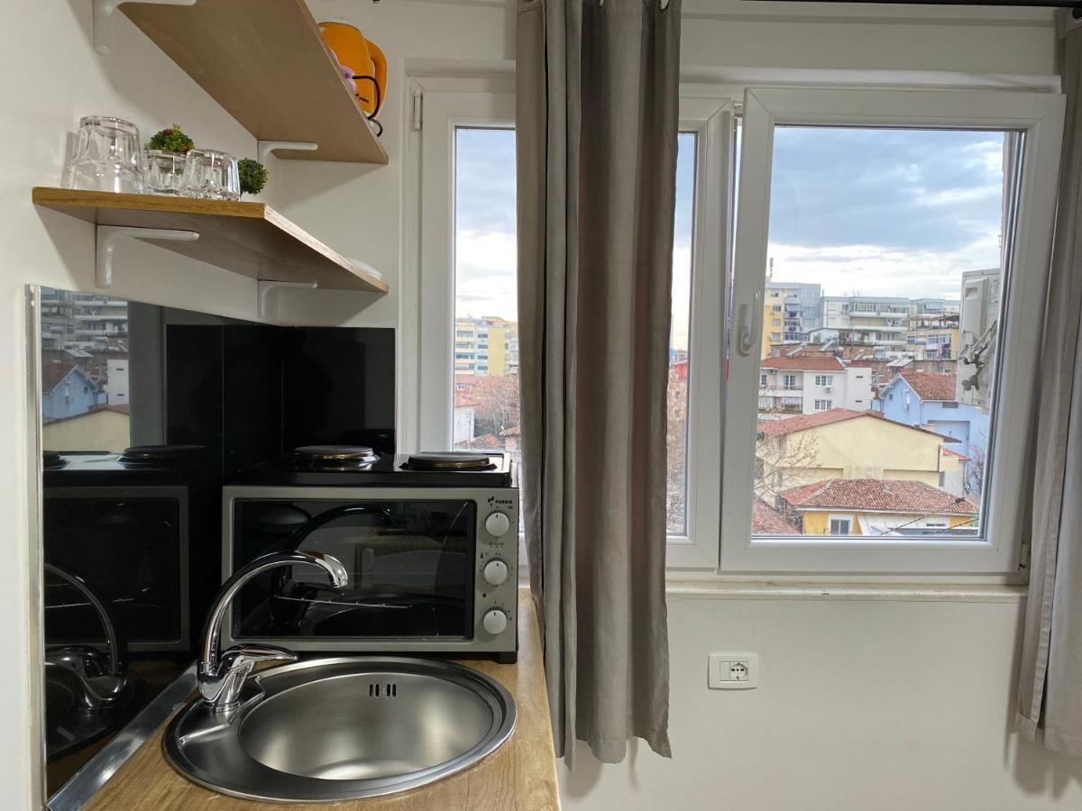 Central Studio Apartments Tirana Kültér fotó