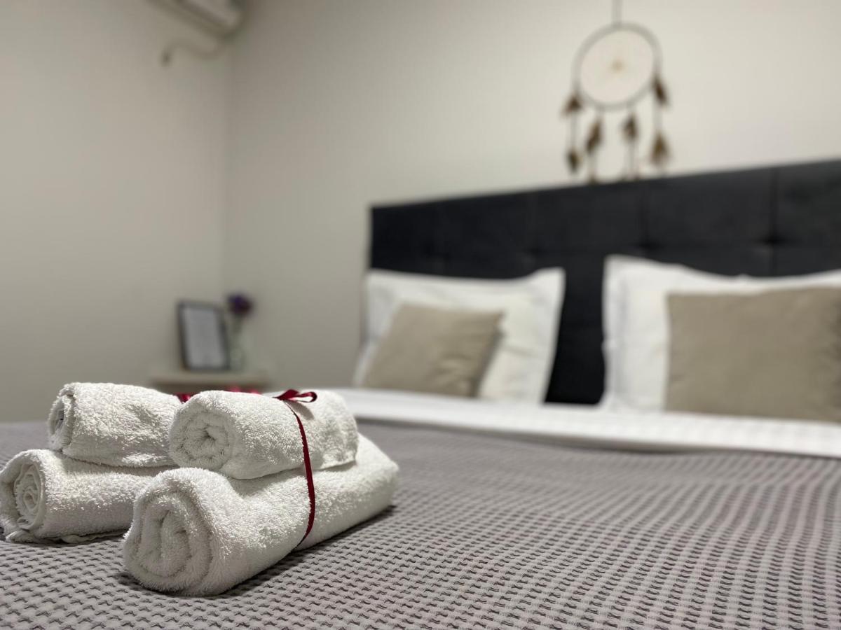 Central Studio Apartments Tirana Kültér fotó