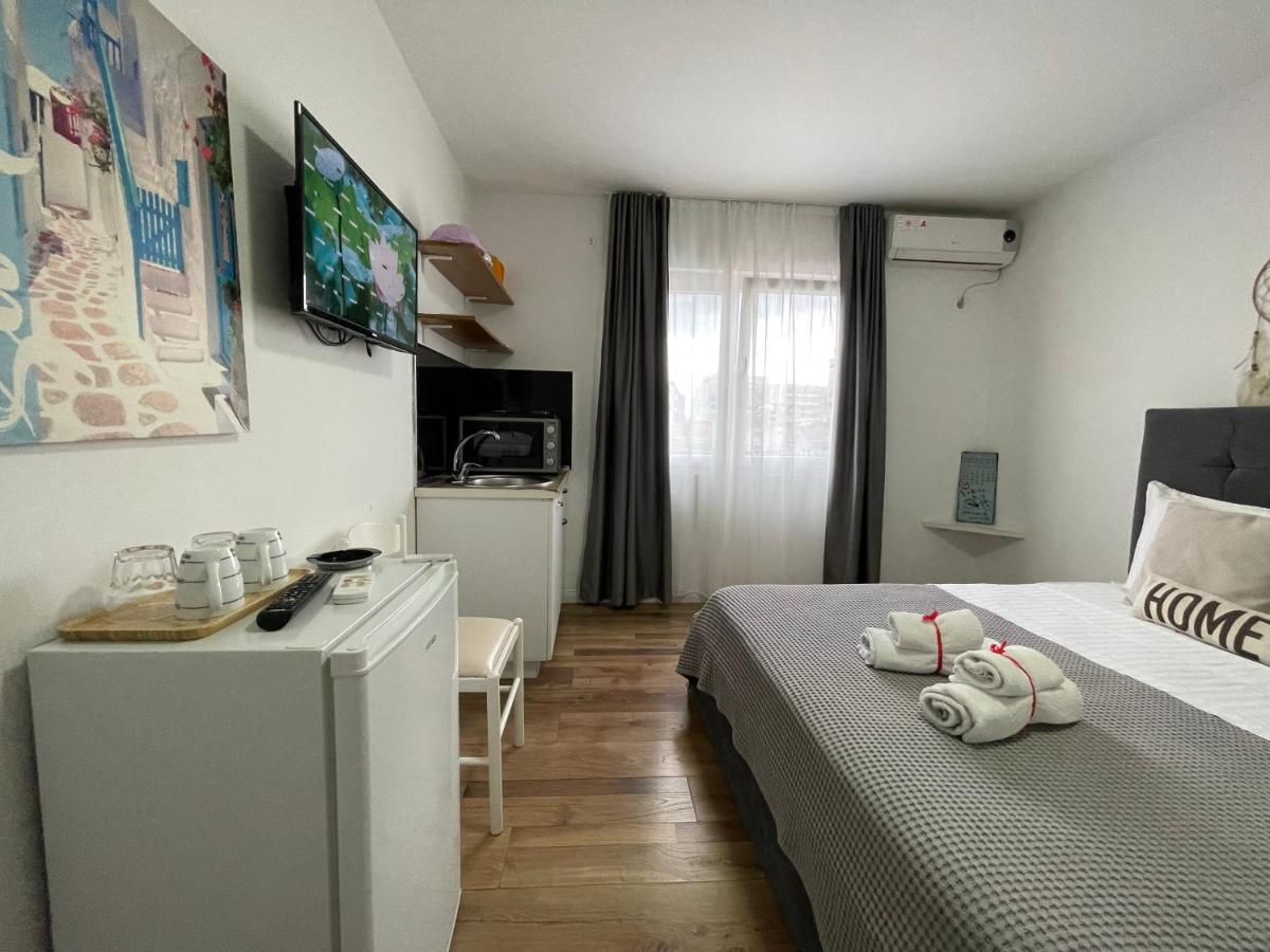 Central Studio Apartments Tirana Kültér fotó