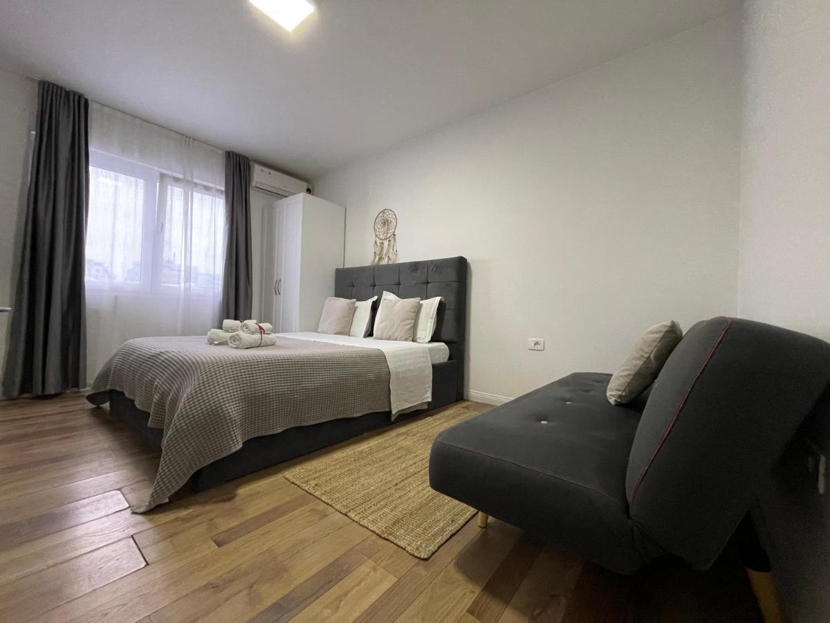 Central Studio Apartments Tirana Kültér fotó