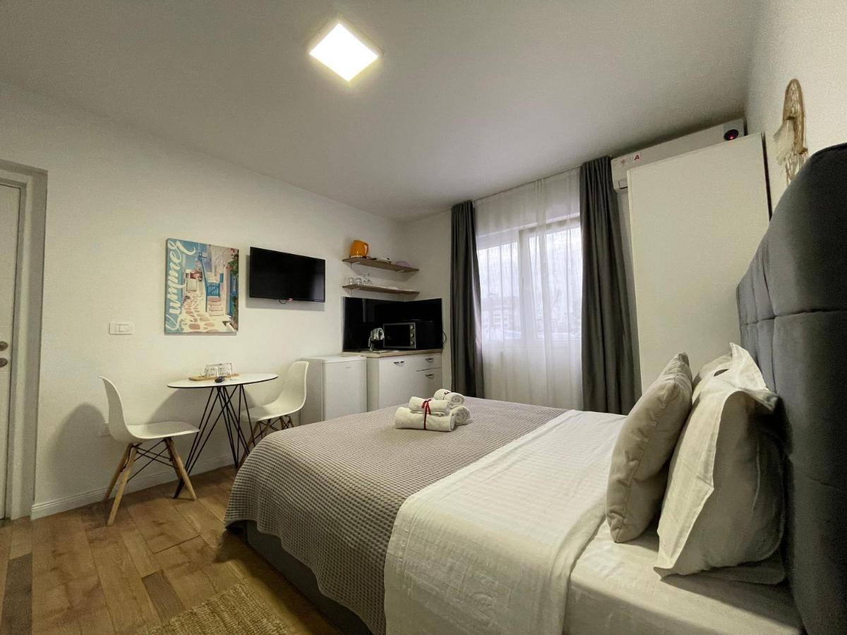 Central Studio Apartments Tirana Kültér fotó